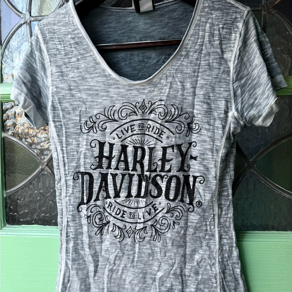 🏍️Harley-Davidson Women's Graphic Tee with Embellishments